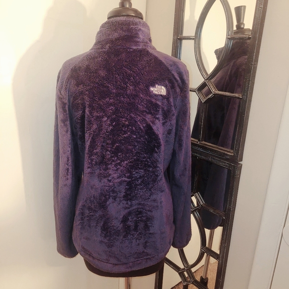 The North face fleece size medium deep purple - Picture 3 of 11